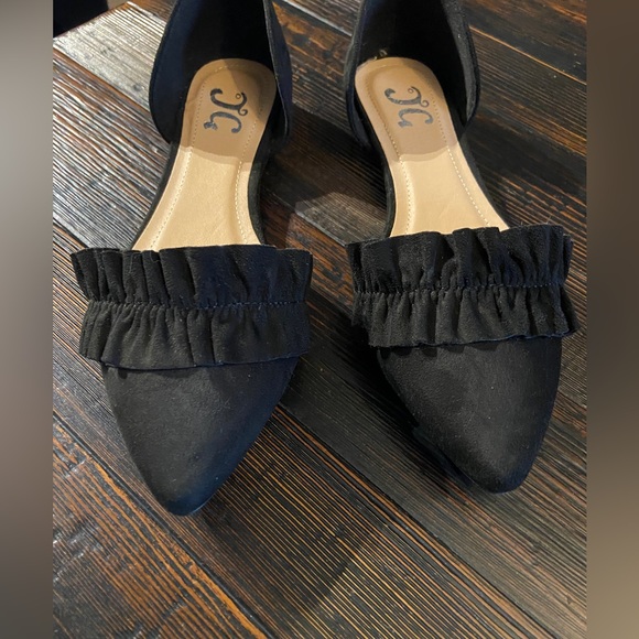 Journee Collection Black Faux Suede Flats Size 6.5 - Picture 4 of 10
